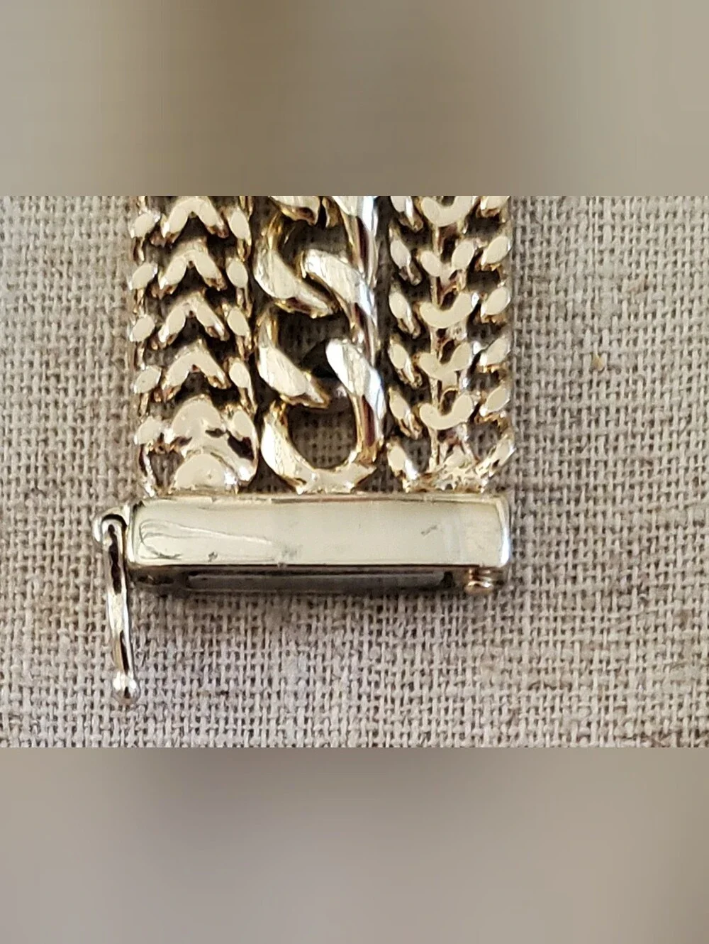 ​WHBM Gold-Tone Chevron & Curb Chain Faux Pearl Flower Medallion Bracelet